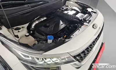 Kia Seltos 2022 1.6 Автомат в Москве № 131716, миниатюра 10