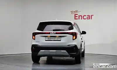 Kia Seltos 2025 2.0 Автомат в Москве № 132616, миниатюра 4