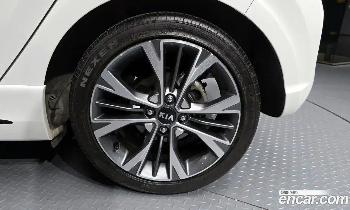 Kia Morning 2021 1.0 Автомат в Москве № 134067, фото 12