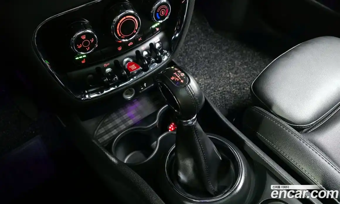 Mini Clubman 2019 1.5 Автомат в Москве № 137119, фото 13