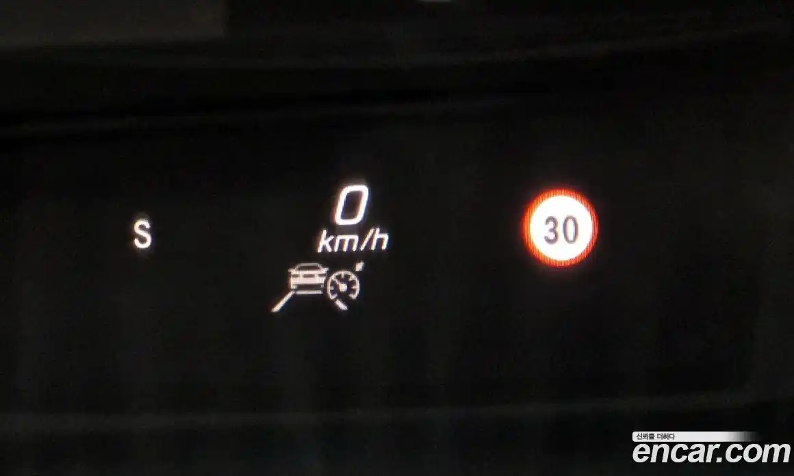 Mercedes-Benz E-Class 2021 2.0 Автомат в Москве № 139517, фото 13