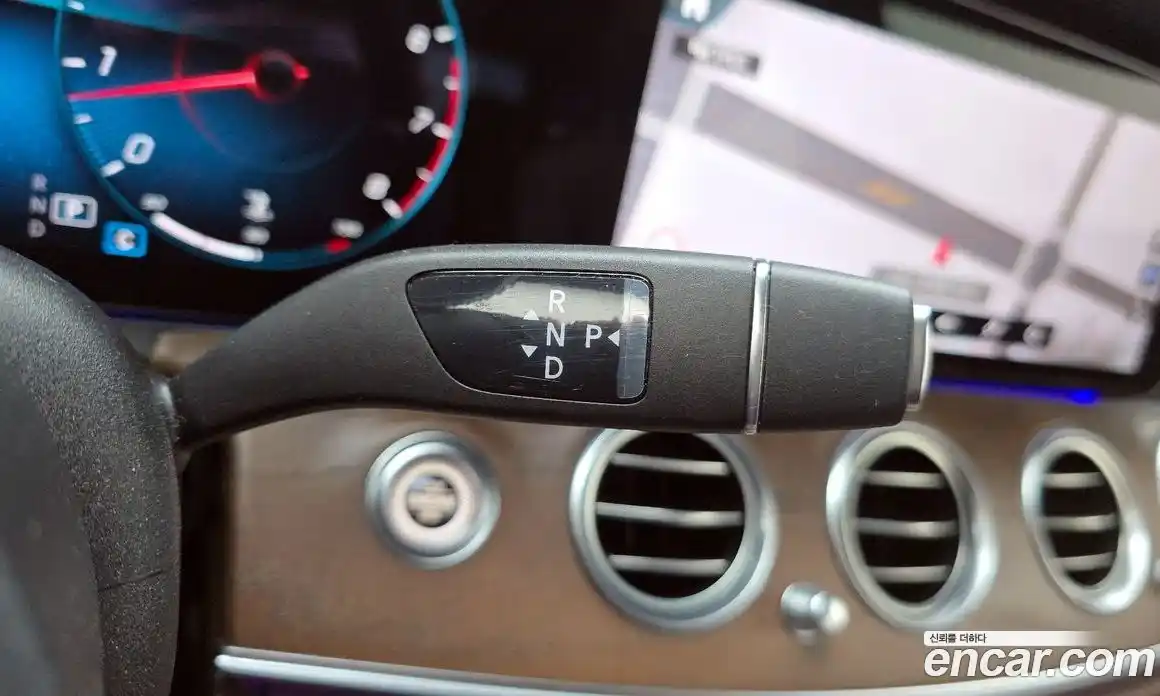 Mercedes-Benz E-Class 2021 2.0 Автомат в Москве № 139517, фото 7