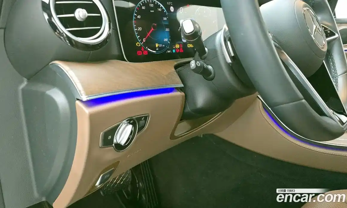 Mercedes-Benz E-Class 2021 2.0 Автомат в Москве № 139517, фото 8