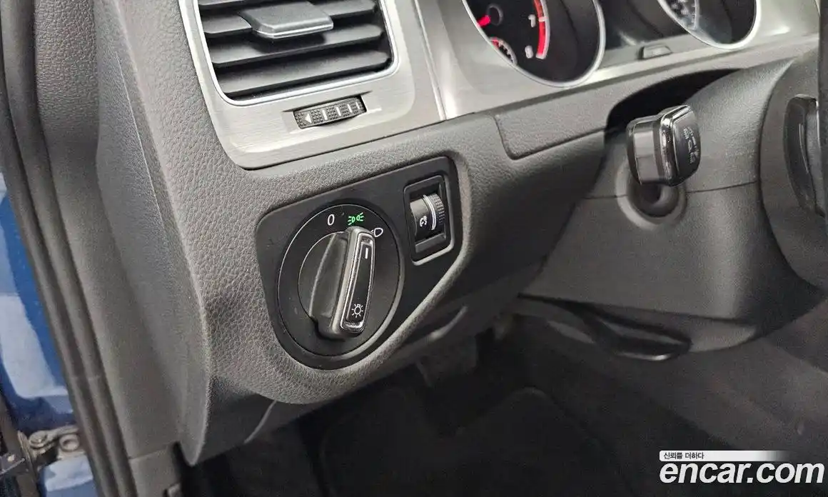 Volkswagen Golf 2015 1.8 Автомат в Москве № 139894, фото 18