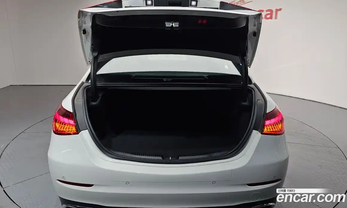 Mercedes-Benz C-Class 2023 2.0 Автомат в Москве № 141313, фото 18