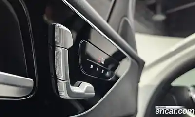 Mercedes-Benz C-Class 2023 2.0 Автомат в Москве № 141313, миниатюра 6