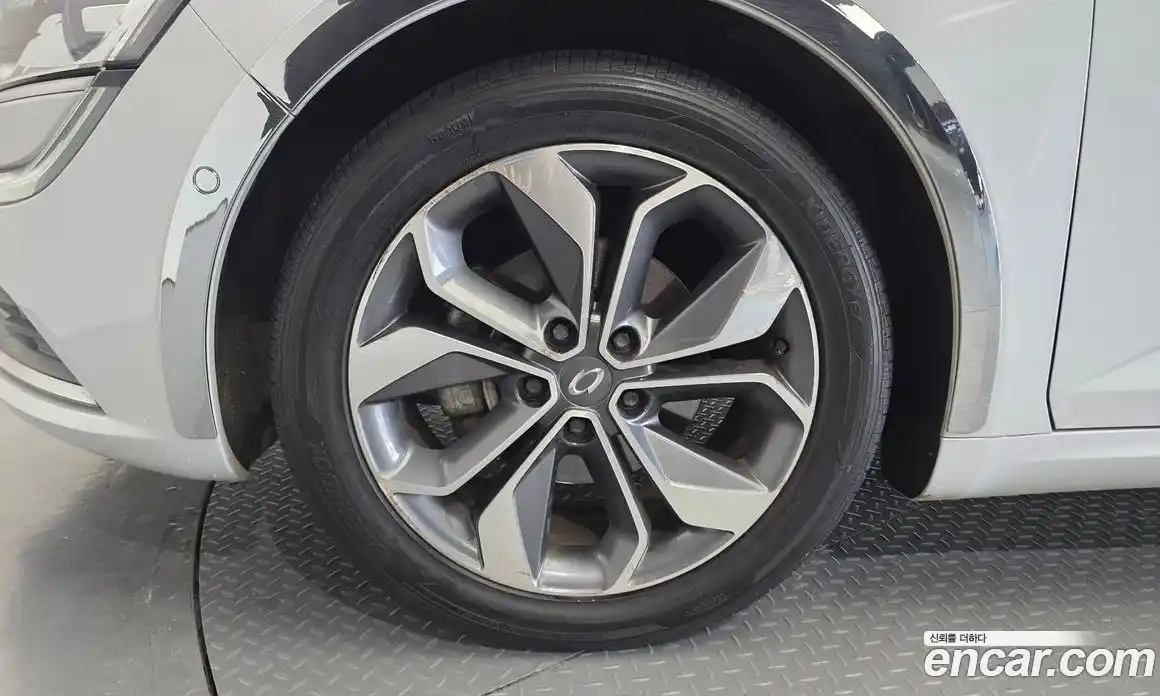 Renault SM6 2019 2.0 Автомат в Москве № 146109, фото 11