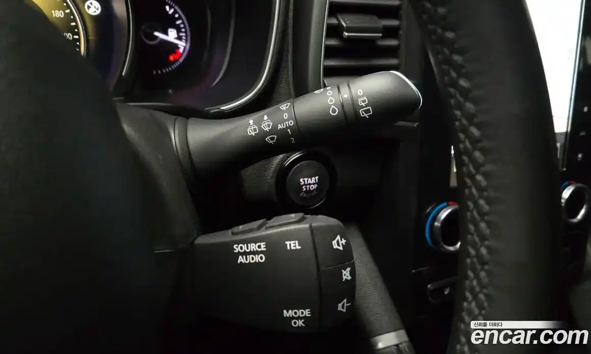 Renault QM6 2023 2.0 Автомат в Москве № 148081, фото 18