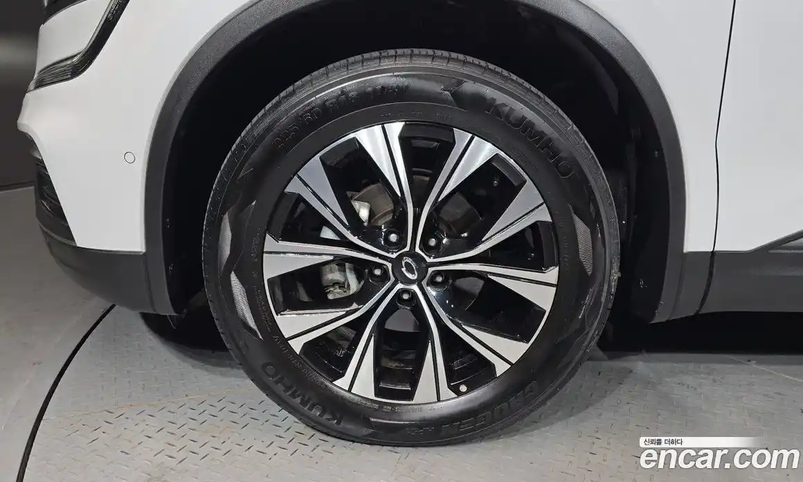 Renault QM6 2023 2.0 Автомат в Москве № 148081, фото 3