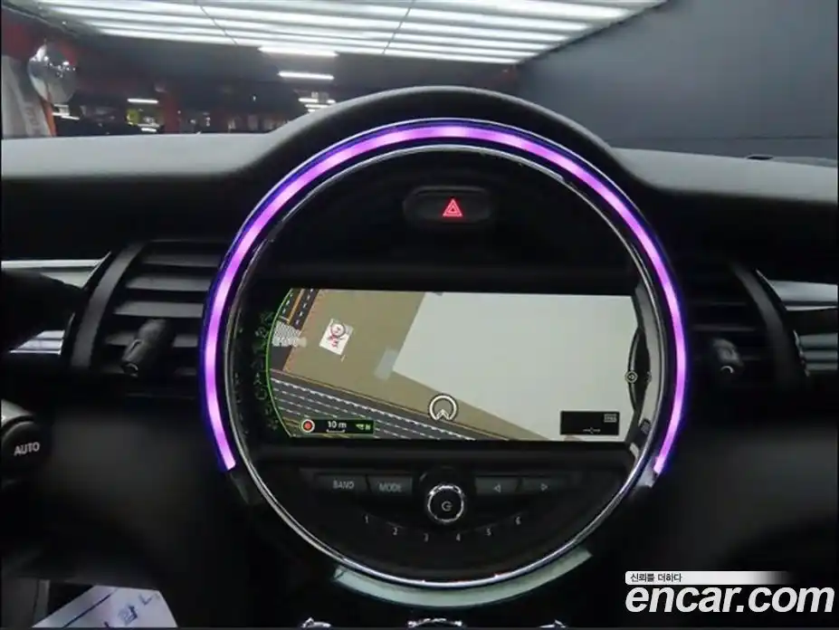 Mini Cooper 2016 1.5 Автомат в Москве № 148876, фото 16