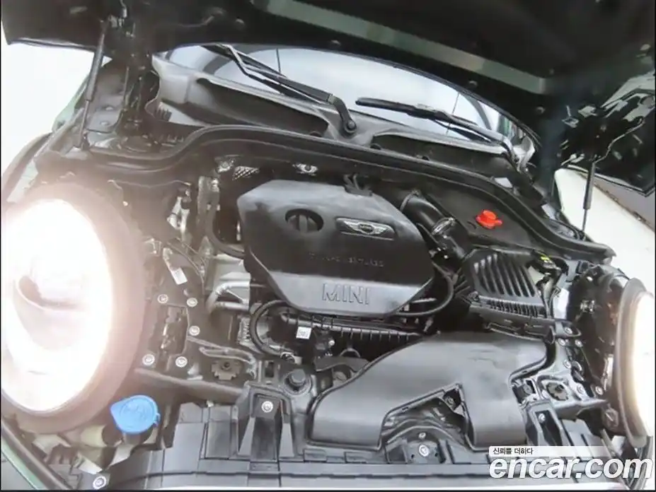 Mini Cooper 2016 1.5 Автомат в Москве № 148876, фото 19