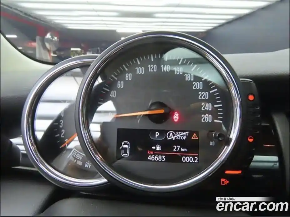 Mini Cooper 2016 1.5 Автомат в Москве № 148876, фото 10