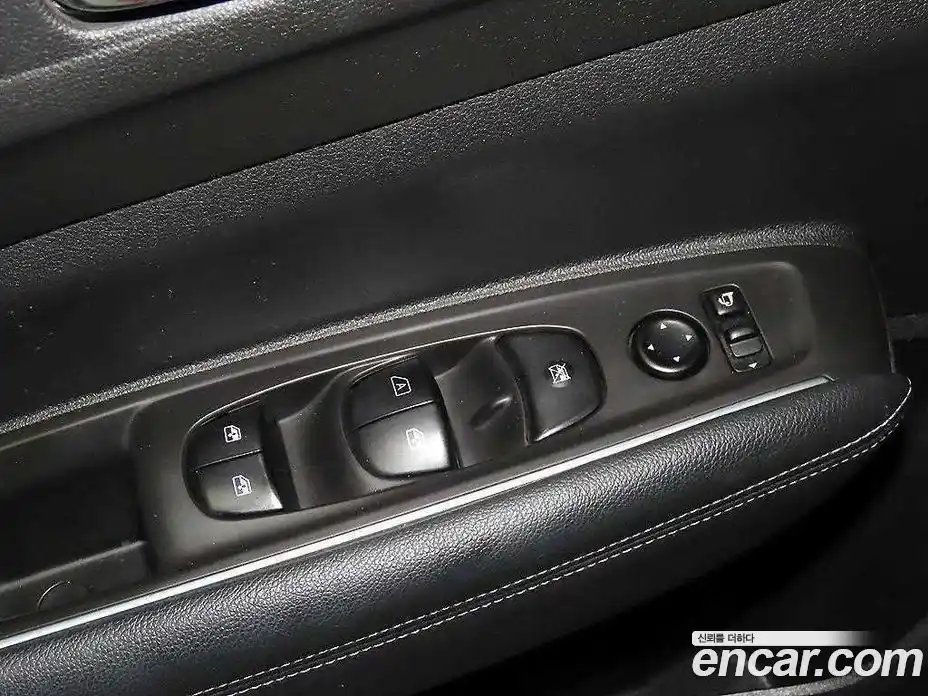 Renault QM6 2017 2.0 Автомат в Москве № 152894, фото 13