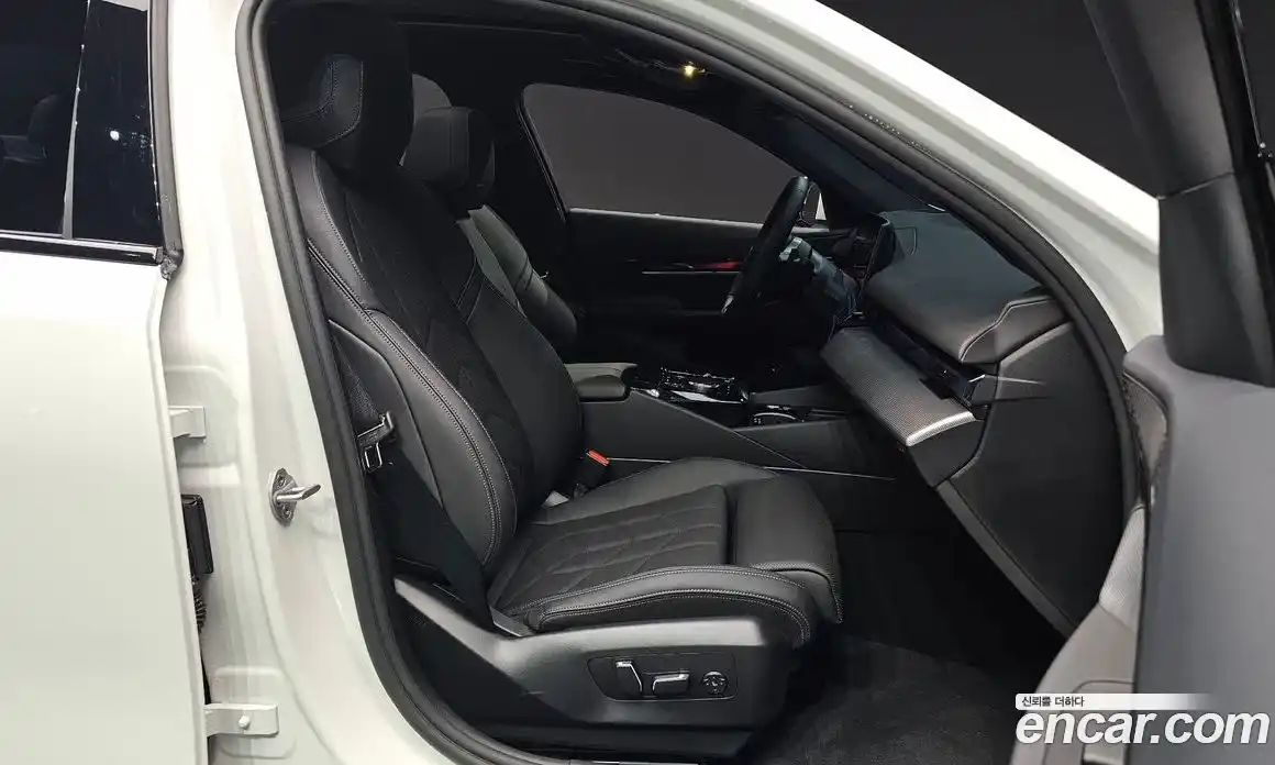 BMW 5-Series 2025 2.0 Автомат в Москве № 153516, фото 6