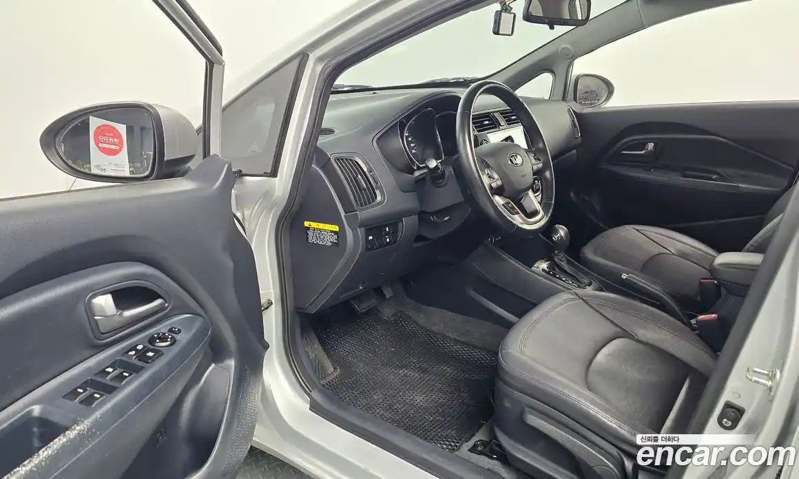 Kia Pride 2014 1.6 Автомат в Москве № 15501, фото 11