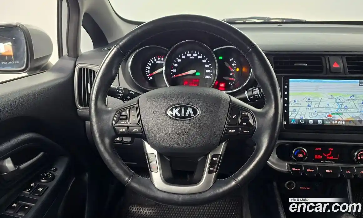 Kia Pride 2014 1.6 Автомат в Москве № 15501, фото 13