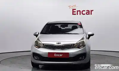 Kia Pride 2014 1.6 Автомат в Москве № 15501, миниатюра 3