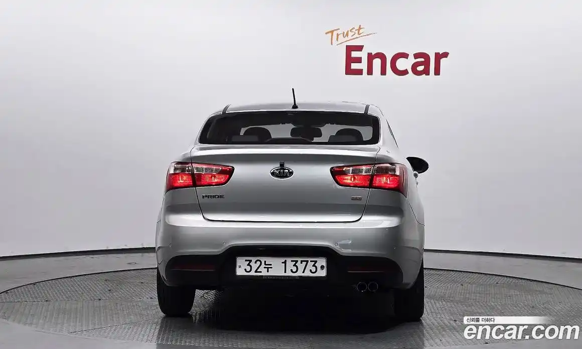 Kia Pride 2014 1.6 Автомат в Москве № 15501, фото 4