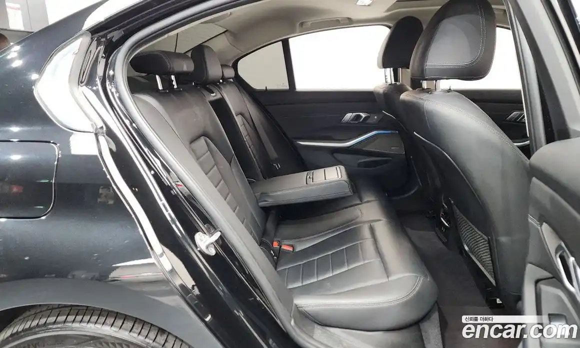 BMW 3-Series 2021 2.0 Автомат в Москве № 157926, фото 11