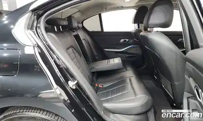 BMW 3-Series 2021 2.0 Автомат в Москве № 157926, миниатюра 11