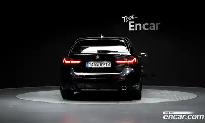 BMW 1-Series 2022 2.0 Автомат в Москве № 157998, миниатюра 4