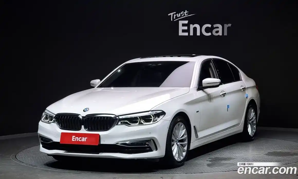 BMW 5-Series 2018 2.0 Автомат в Москве № 159395, фото 17