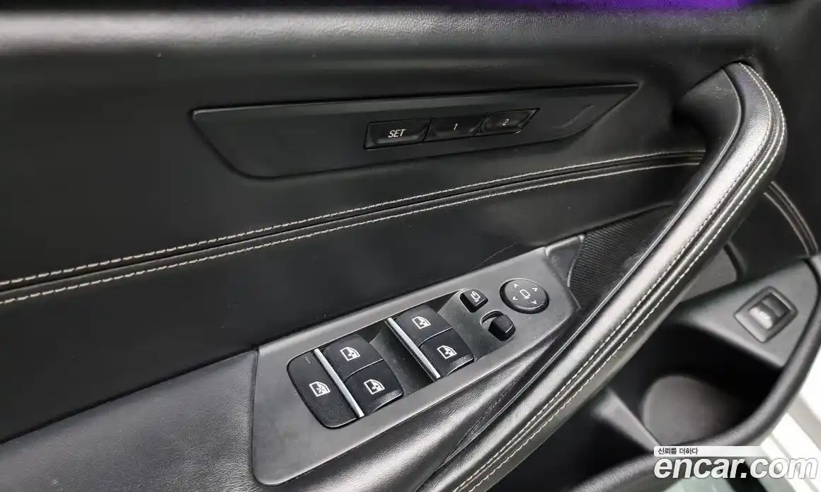 BMW 5-Series 2018 2.0 Автомат в Москве № 159395, фото 20