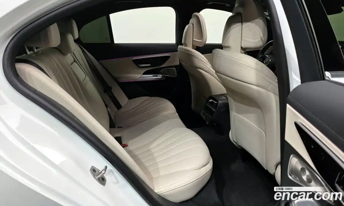 Mercedes-Benz E-Class 2024 2.0 Автомат в Москве № 161094, фото 12