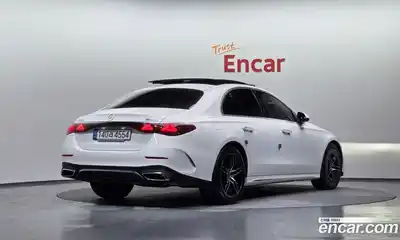 Mercedes-Benz E-Class 2024 2.0 Автомат в Москве № 161094, миниатюра 2