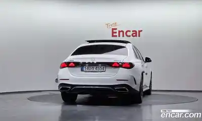 Mercedes-Benz E-Class 2024 2.0 Автомат в Москве № 161094, миниатюра 4