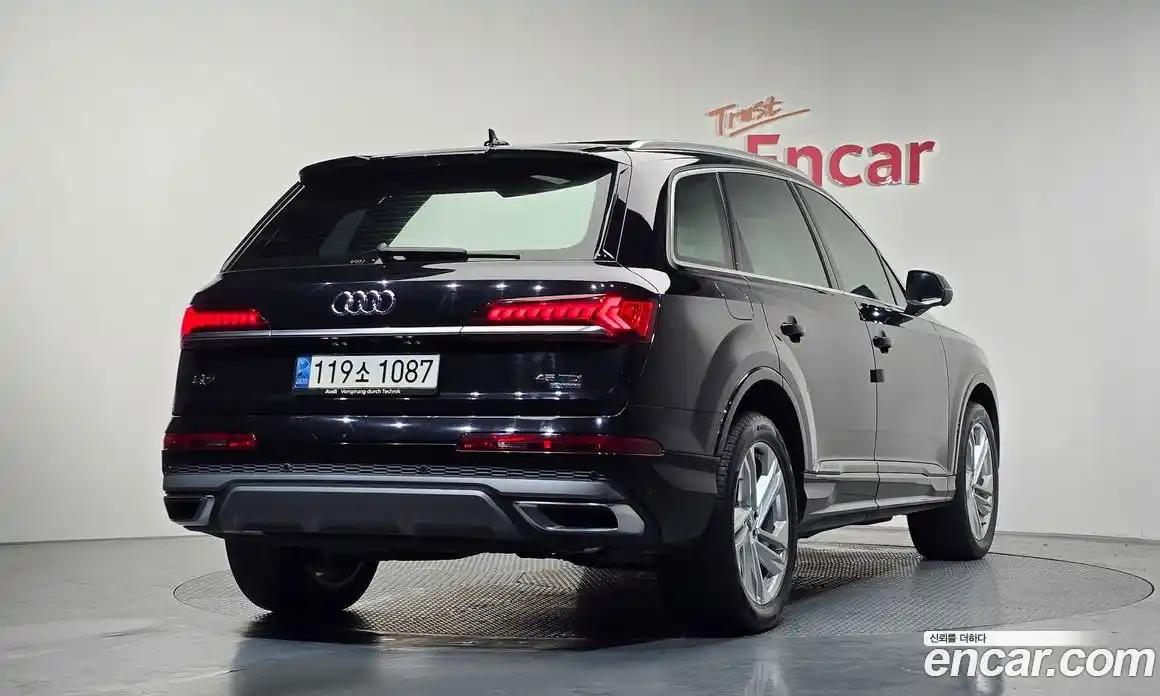 Audi Q7 2021 3.0 Автомат в Москве № 163371, фото 5