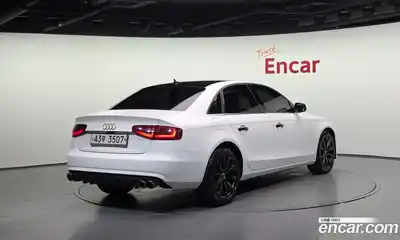 Audi A4 2015 2.0 Автомат в Москве № 163790, миниатюра 7