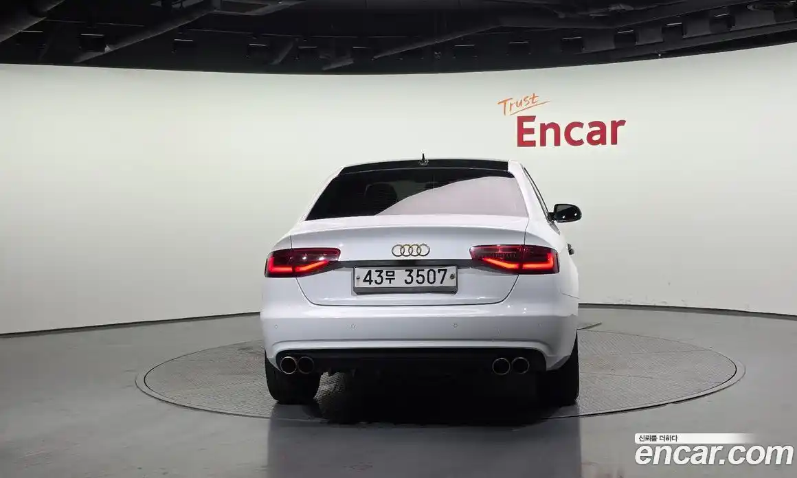 Audi A4 2015 2.0 Автомат в Москве № 163790, фото 9