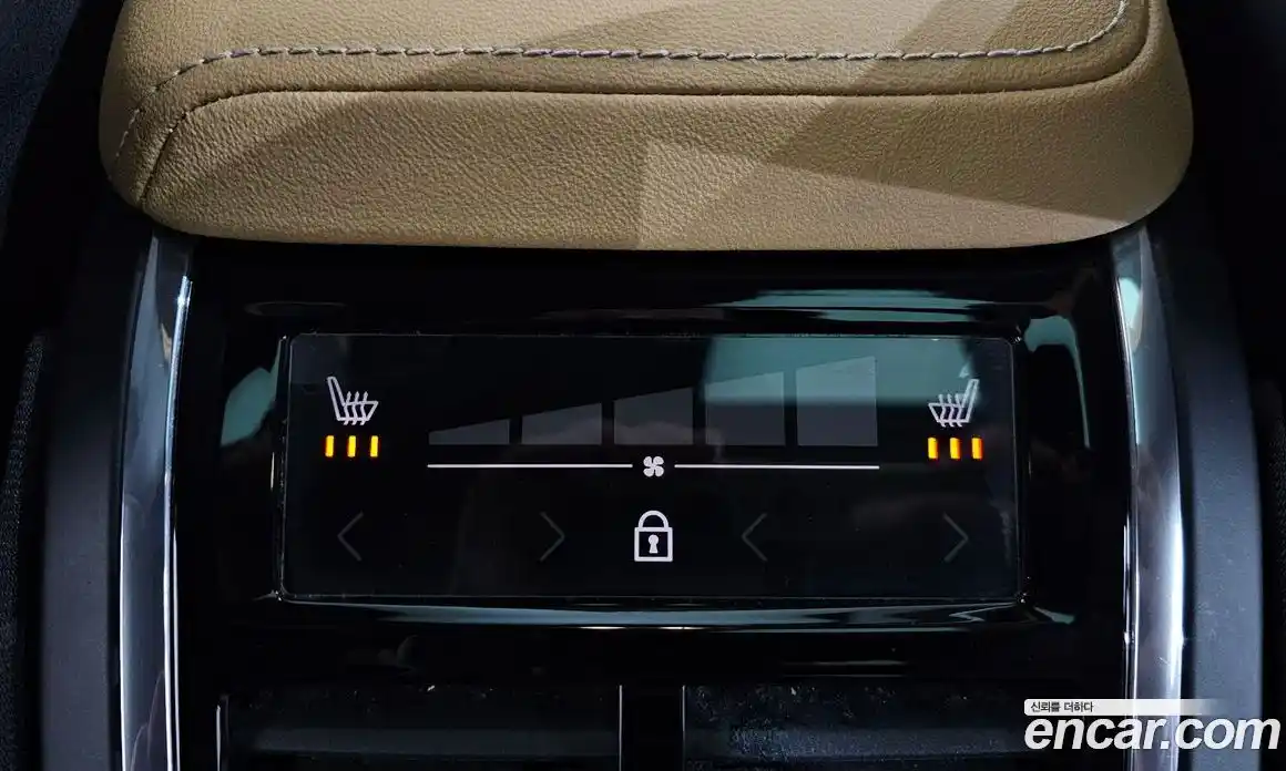 Volvo XC60 2022 2.0 Автомат в Москве № 164396, фото 19