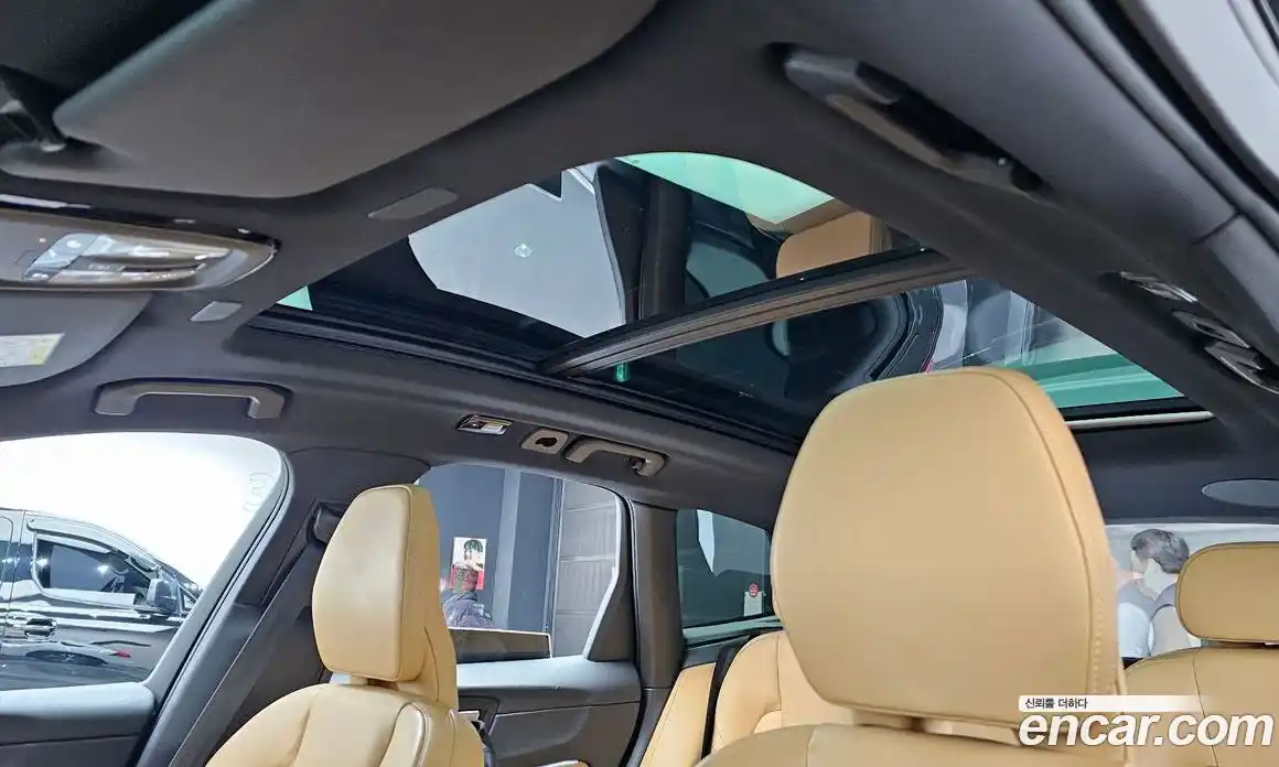 Volvo XC60 2022 2.0 Автомат в Москве № 164396, фото 8