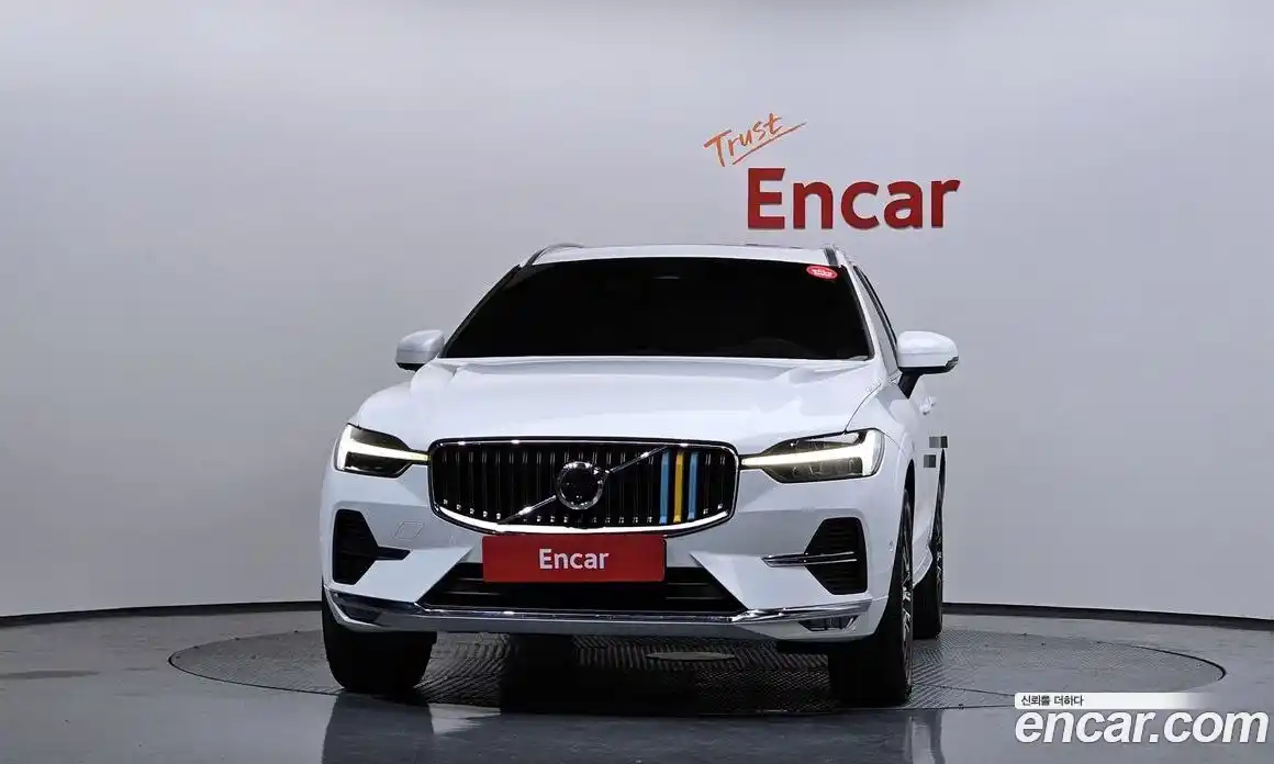 Volvo XC60 2022 2.0 Автомат в Москве № 164396, фото 9