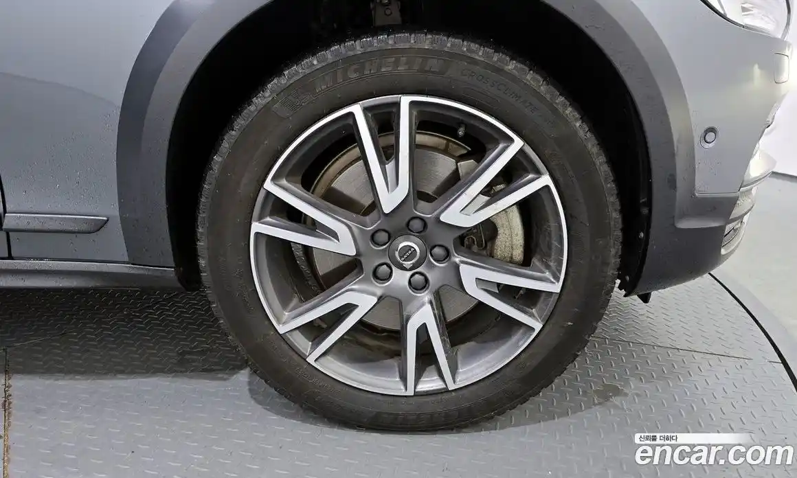 Volvo V90 2018 2.0 Автомат в Москве № 164615, фото 19