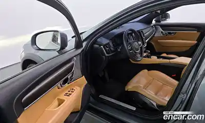 Volvo V90 2018 2.0 Автомат в Москве № 164615, миниатюра 3