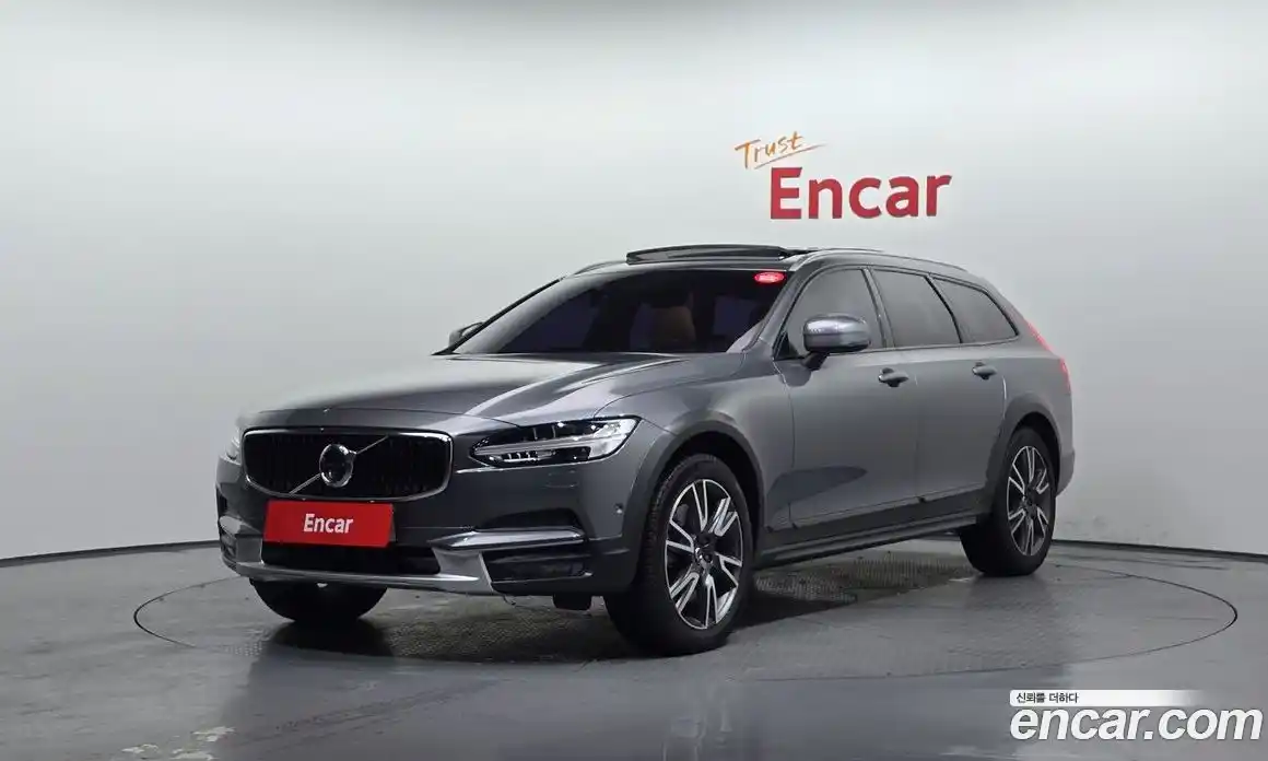 Volvo V90 2018 2.0 Автомат в Москве № 164615, фото 9