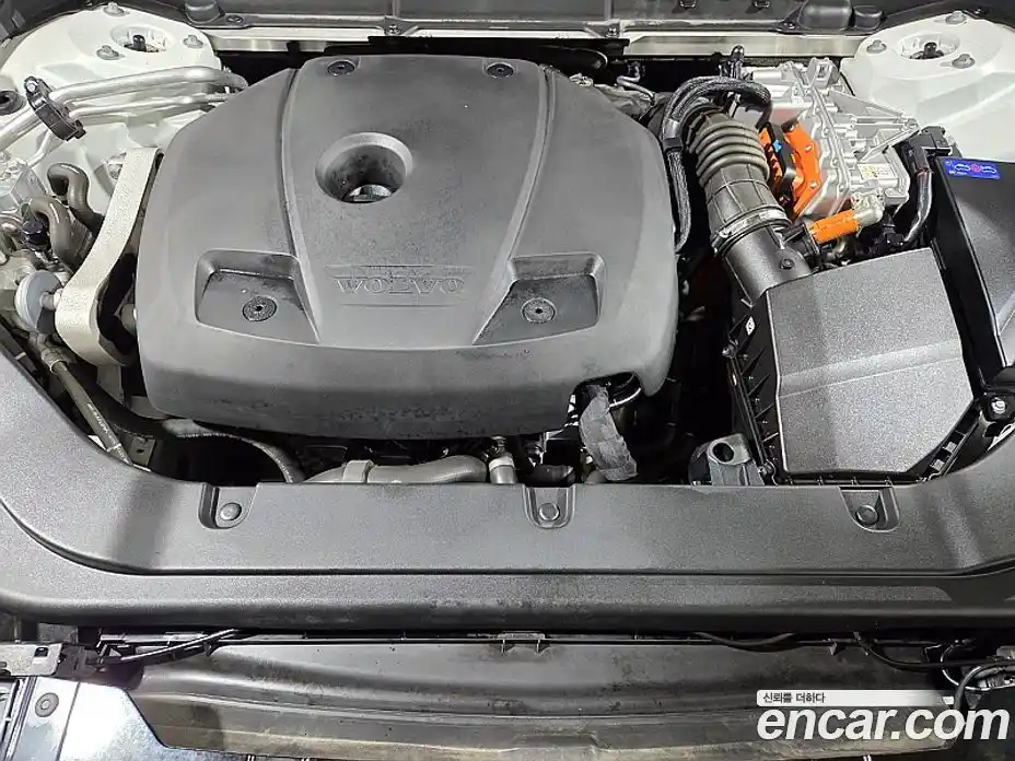 Volvo XC60 2021 2.0 Автомат в Москве № 164810, фото 19