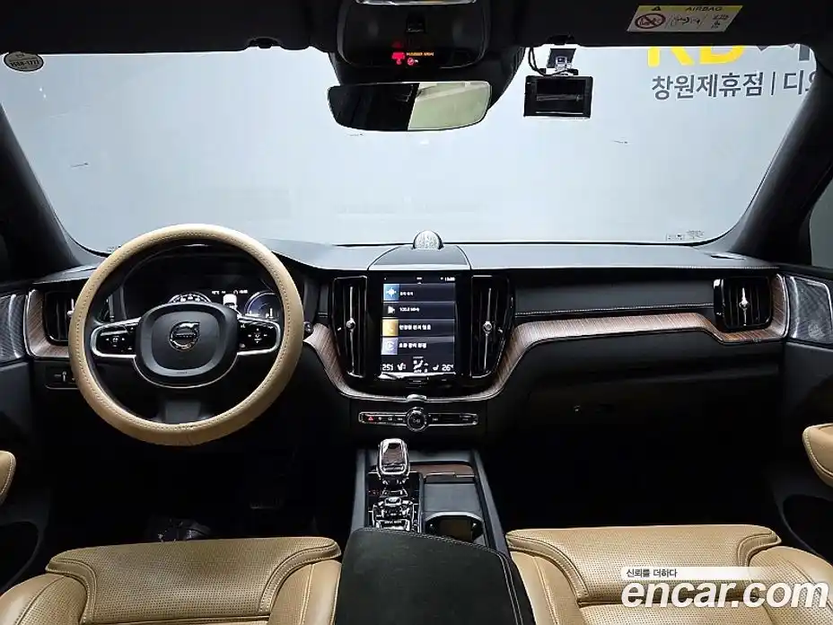 Volvo XC60 2021 2.0 Автомат в Москве № 164810, фото 10