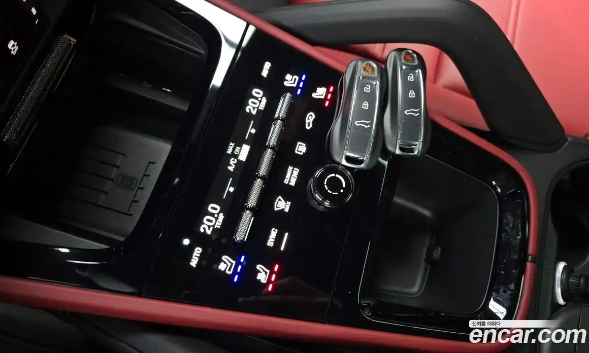 Porsche Cayenne 2024 3.0 Автомат в Москве № 164916, фото 17