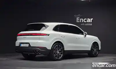 Porsche Cayenne 2024 3.0 Автомат в Москве № 164916, миниатюра 2