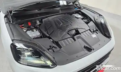 Porsche Cayenne 2024 3.0 Автомат в Москве № 164916, миниатюра 6