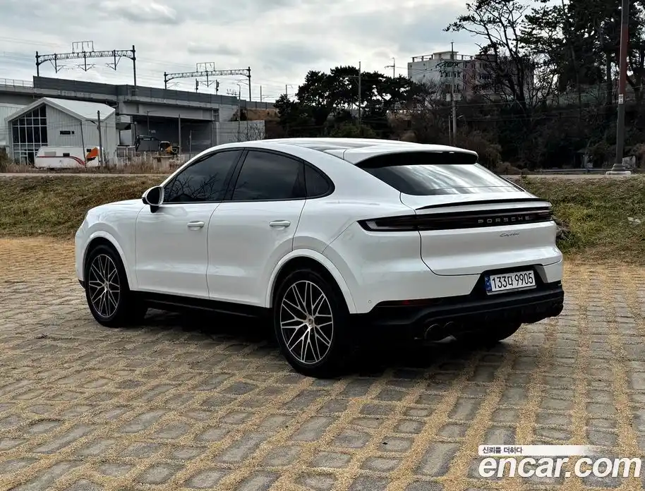 Porsche Cayenne 2024 3.0 Автомат в Москве № 165779, фото 18