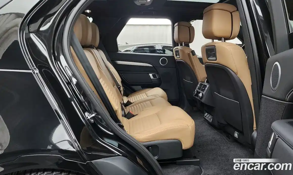 Land Rover Discovery 2024 3.0 Автомат в Москве № 165959, фото 7