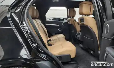 Land Rover Discovery 2024 3.0 Автомат в Москве № 165959, миниатюра 7