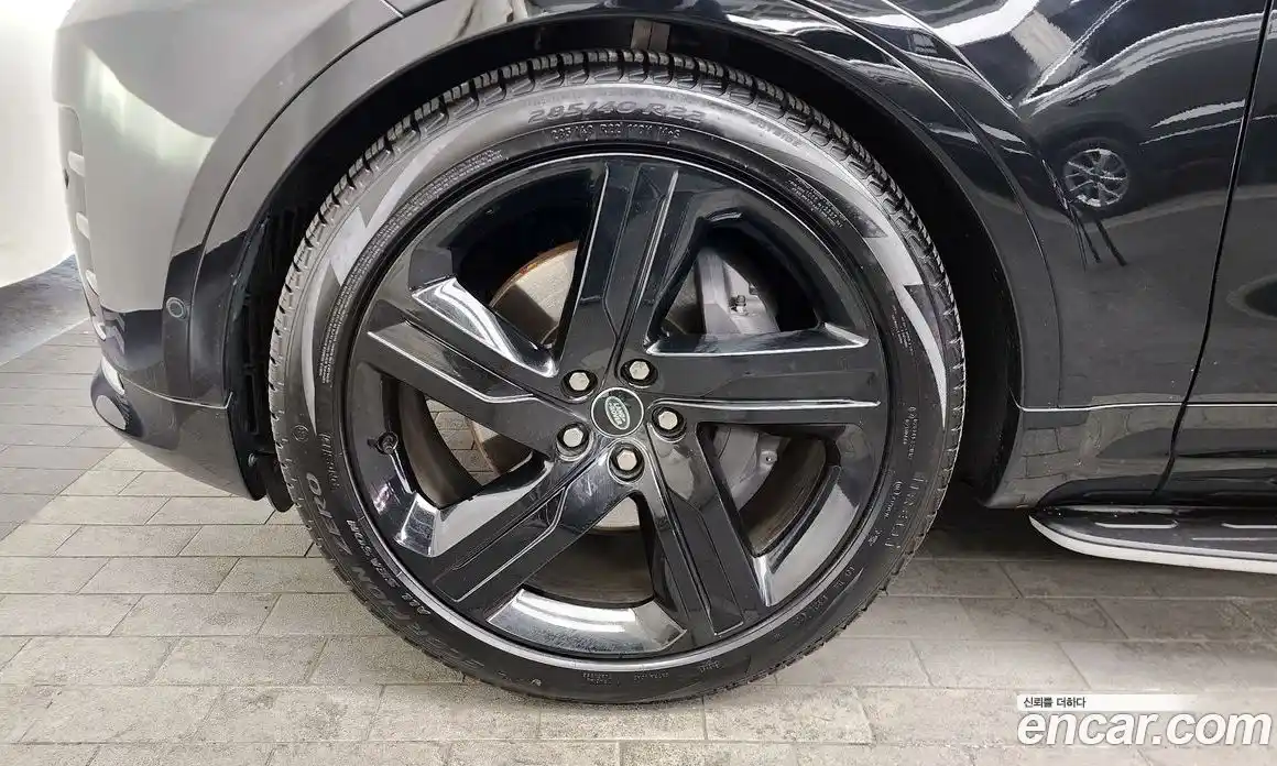 Land Rover Discovery 2024 3.0 Автомат в Москве № 165959, фото 9