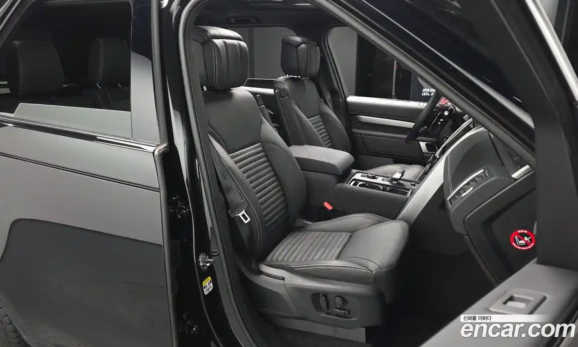 Land Rover Discovery 2025 3.0 Автомат в Москве № 166042, фото 12