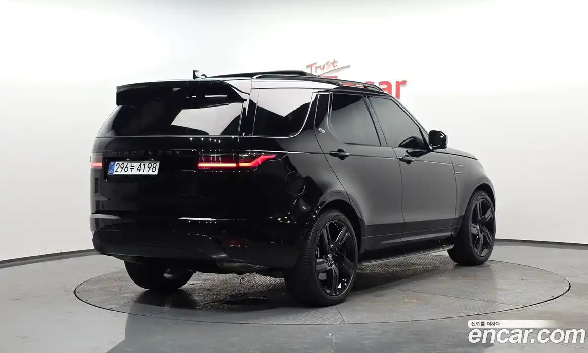 Land Rover Discovery 2025 3.0 Автомат в Москве № 166042, фото 2